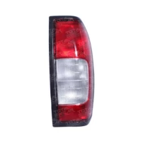 Farol Trasero Para Nissan D22
