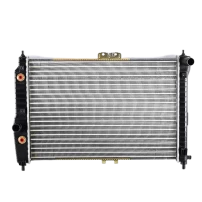 Radiador De Agua Para Chevrolet Aveo 2004-2007 1.4  L14 Hatcback