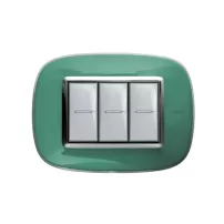 placa 3 modulos. color verde liquido modelo bticino ref hb4803dv