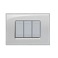 placa rectangular 3 modelo living light. terminacion gris hielo bticino ref lna4803kg