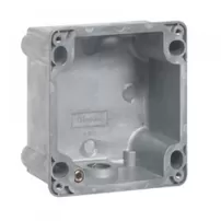 hypra caja metal p/52913 y 14. legrand ref 052259