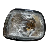 Farol Punta Izquierdo Para Nissan V16 1993-1995 1.6 Mexicano