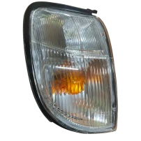 Farol Punta Derecho Para Nissan Terrano 1997-2001 2.4