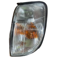 Farol Punta Izquierdo Para Nissan Terrano 1997-2001 2.4