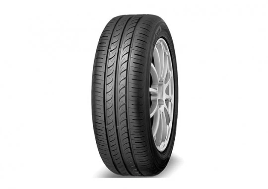 Neumatico 195/50 r15 yokohama ae01 82v