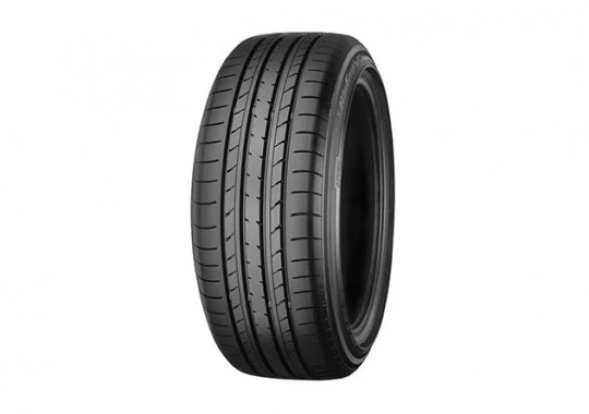 Neumatico 235/45 r18 yokohama e70 94w