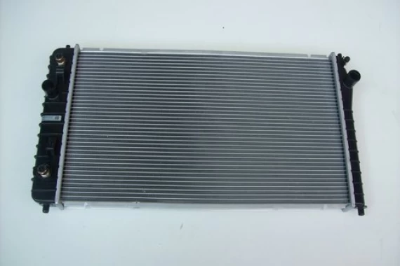 Radiador Para CHEVROLET CAVALIER