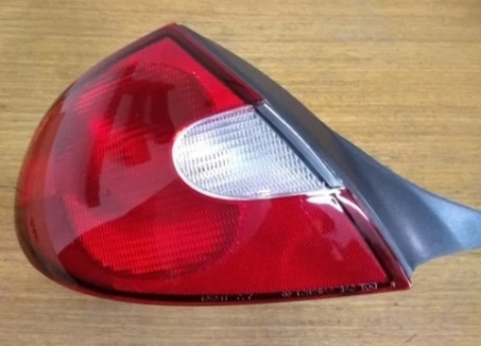 Farol Izquierdo Para CHRYSLER NEON