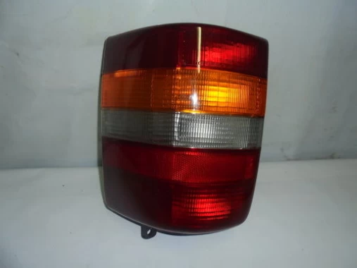 Farol Derecho Para JEEP CHEROKEE