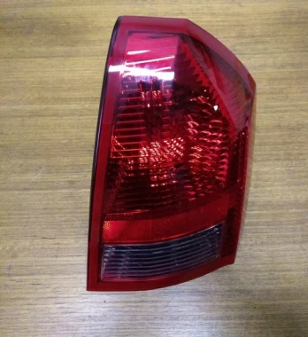 Farol Derecho Para CHRYSLER 300
