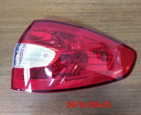 Farol Derecho Para FORD FIESTA