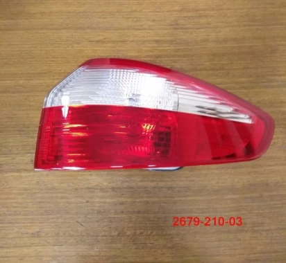 Farol Derecho Para FORD FIESTA