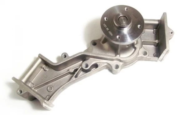 Bomba De Agua Para NISSAN D21