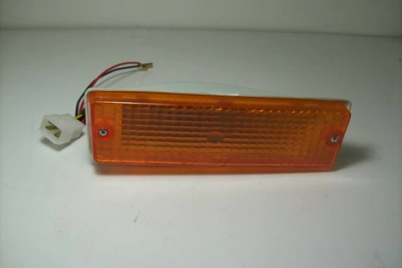 Farol Derecho Para CHEVROLET LUV
