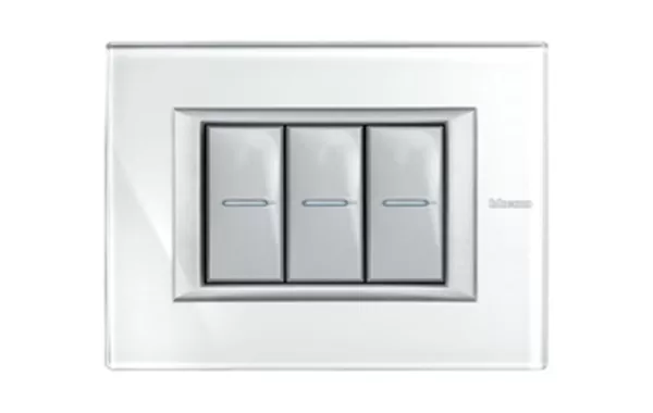 Placa 3 Modulos Color Vidrio-whice Modelo Axolute Bticino Ref Ha4803vsw