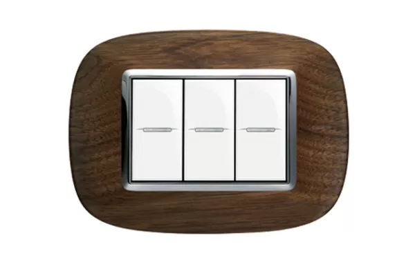 Placa 3 Modulos. Color Nogal Modelo Elipticas Bticino Ref Hb4803lnc