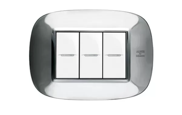 Placa 3 Modulos. Color Acero Estilo Eliptica Bticino Ref Hb4803axl