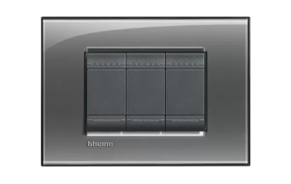 Placa Rectangular 3 Mod Living Light - Bticino Ref Lna4803kf