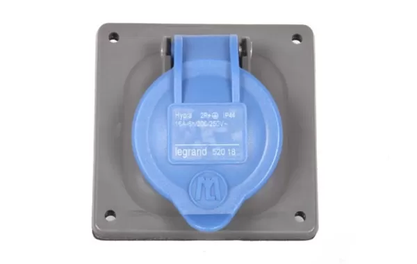 Hyp/toma Ee 3p+t 220/16a Ip44 Legrand Cod Ref 052019