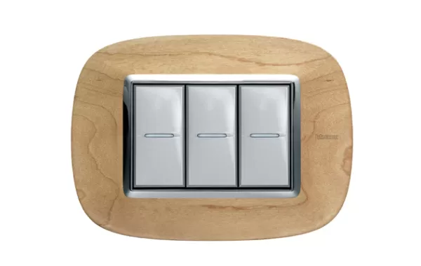 Placa. 3 Modulos. Color Madera Modelo Elipticas Bticino Ref Hb4803lae