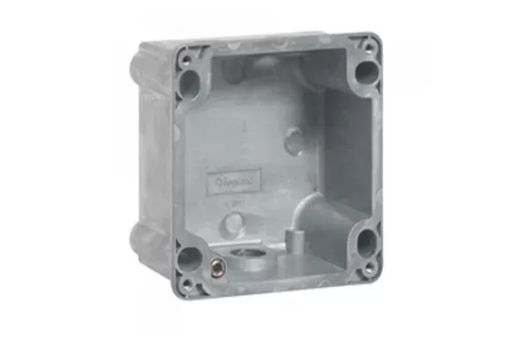 Hypra Caja Metal P/52913 Y 14. Legrand Ref 052259