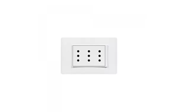 Enchufe Triple Luzica Blanco 10a Bticino Ref Pu1313