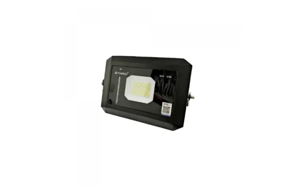 Foco Reflector Led Slim 50w Negro Luz Fria Anti Vandalico