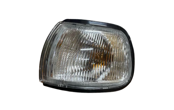 Farol Punta Izquierdo Para NISSAN V16 1993-1995 1.6 MEXICANO Farol Punta Izquierdo Para NISSAN V16 1993-1995 1.6 MEXICANO