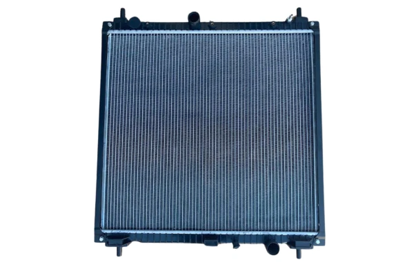 Radiador De Agua Para MAXUS T80 2017-2022 2.8 SC28R136Q4 Radiador De Agua Para MAXUS T80 2017-2022 2.8 SC28R136Q4