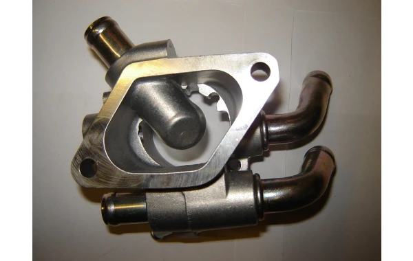 Porta termostato para chevrolet combo