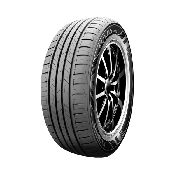 Neumatico 215/60 r17 kumho  96h