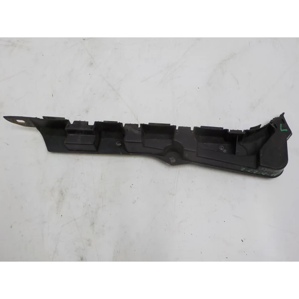 Mensula Guia Parachoque Para Renault Clio Ii
