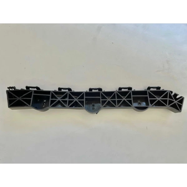 Mensula Guia Parachoque Para Suzuki Dzire 2018 2021 Hatchback