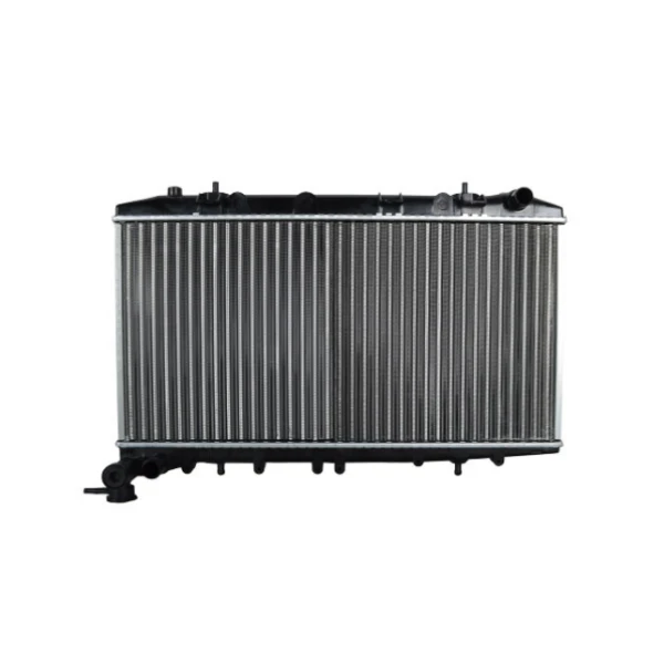 Radiador Para Nissan V16 1996 2011 E16 / Ga16dne